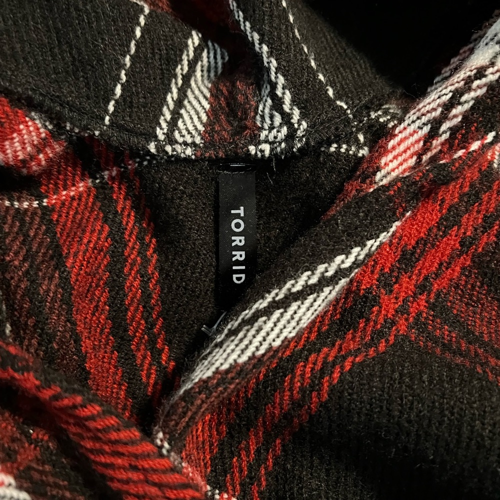 Torrid Wrap - Picture 3 of 3